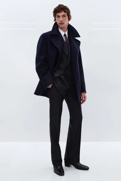 Look 12
